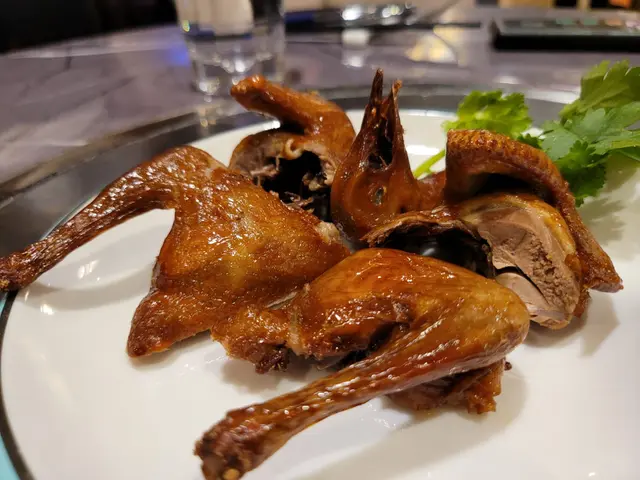 脆皮妙齡乳鴿