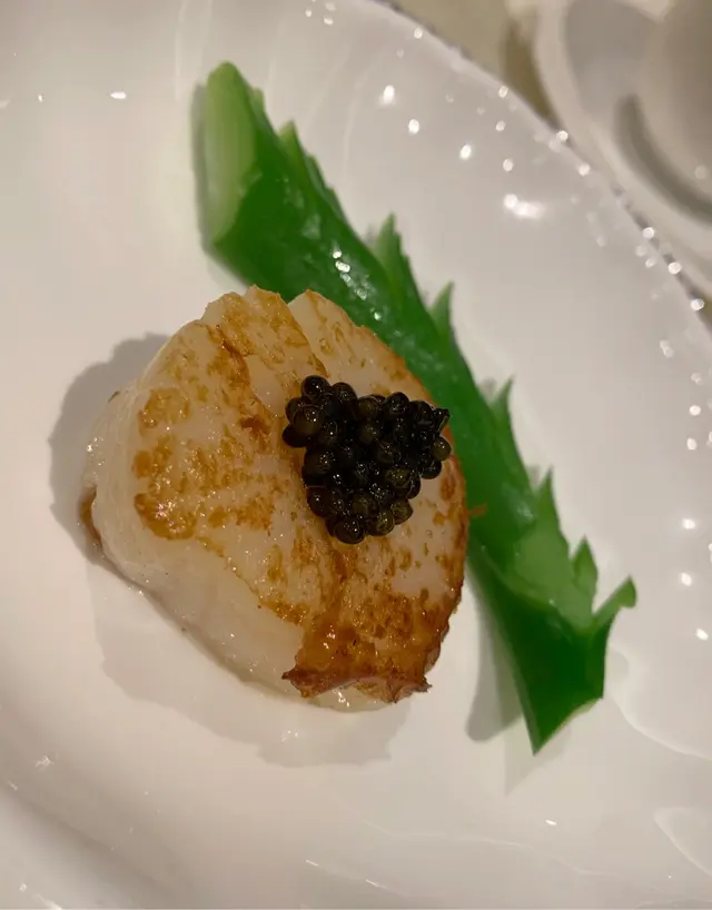 鹽燒北海道帶子配尋龍魚籽