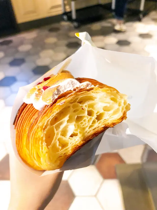 Raspberry Cloud Croissant