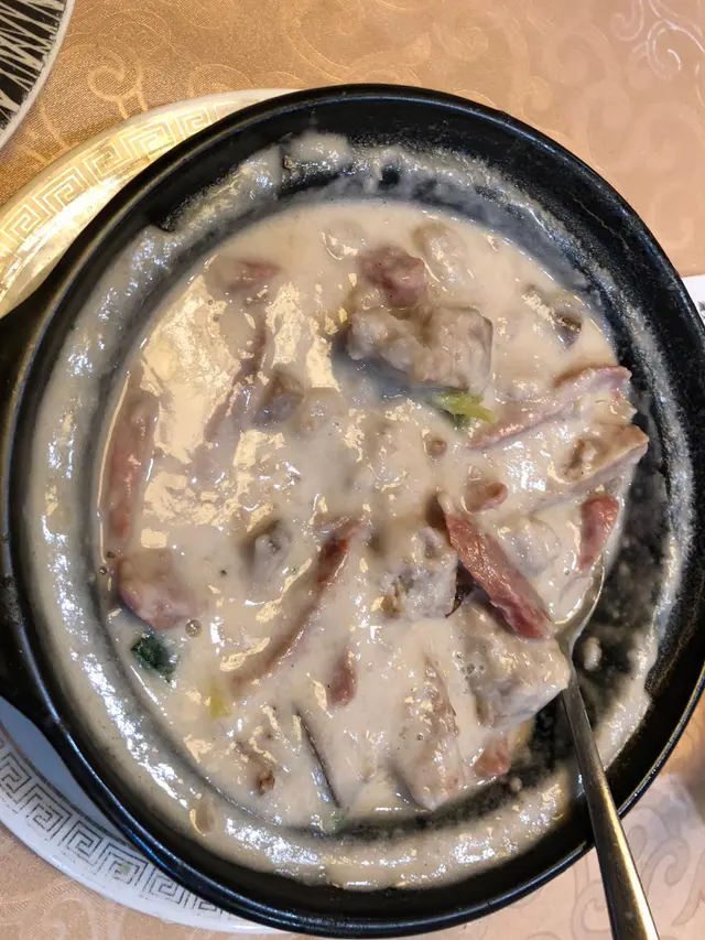 椰汁香芋臘味煲