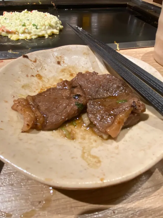 Set  沙律  廣島燒  御好燒  炒麵  雪糕