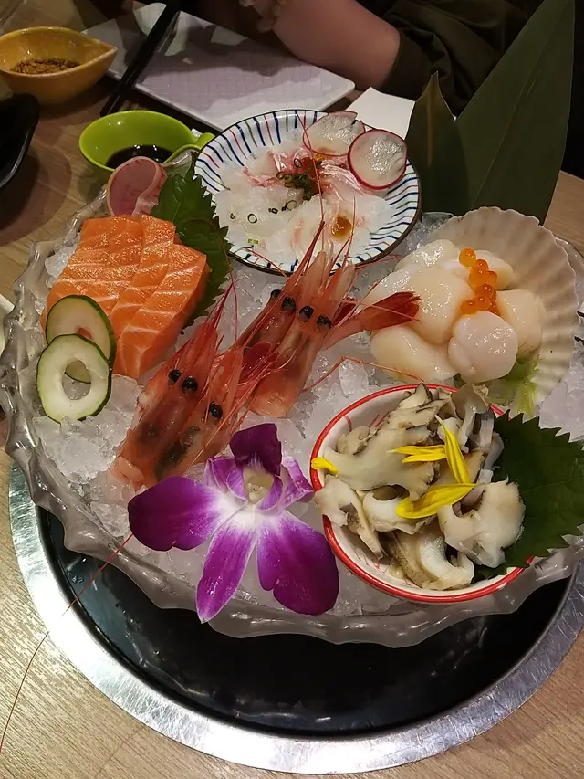 刺身拼盤