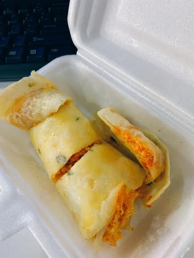 台式肉鬆蛋捲餅