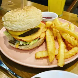 肉嫩、薯条热辣辣