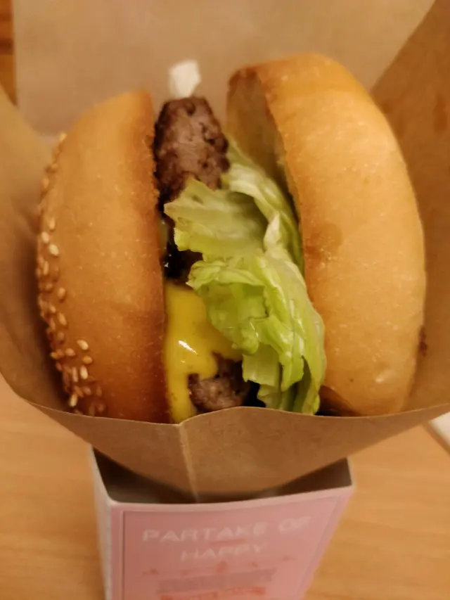 牛肉漢堡蜜糖芥末醬