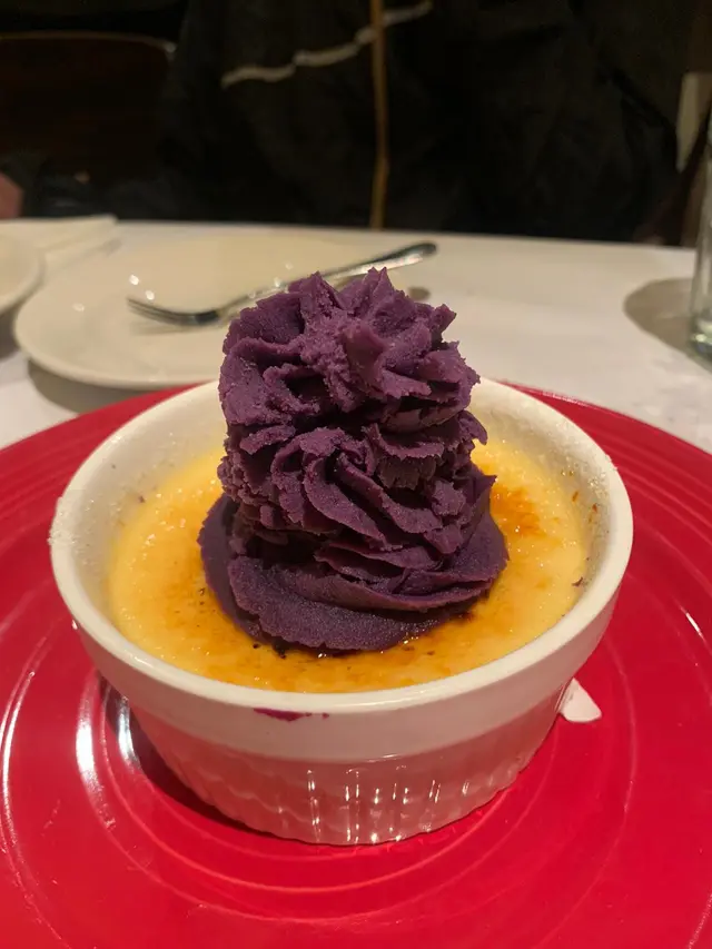 4人餐只有一份甜品