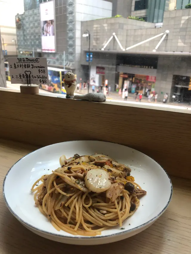 香蒜帶子炒意粉