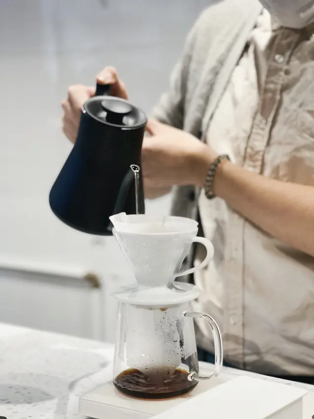 Hand drip