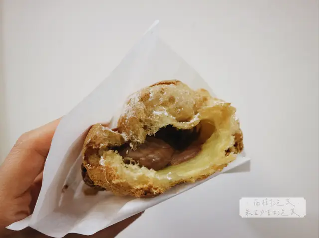 朱古力吉士泡芙