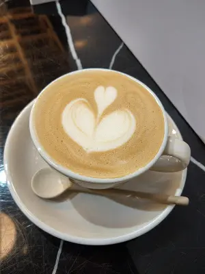 熱泡沫咖啡(改燕麥奶)