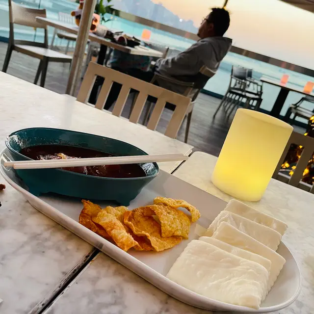 我女至愛，出面食得多，但瑤跪跪食又幾好食，有點像咁路雲吞🤪