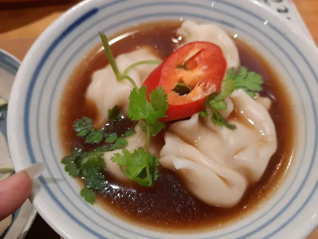 牛肉濃湯水餃