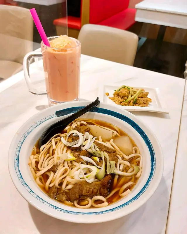 台灣古早牛肉麵