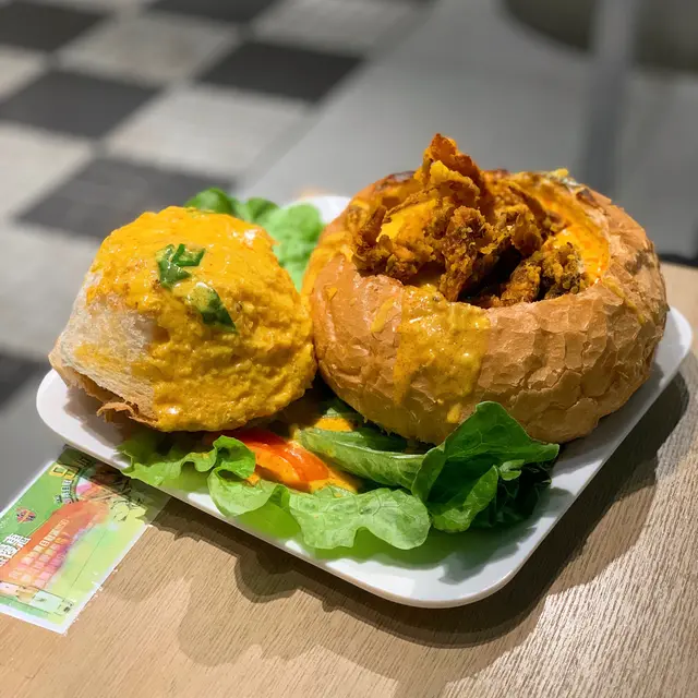 蛋花黃咖喱軟殻蟹火山包