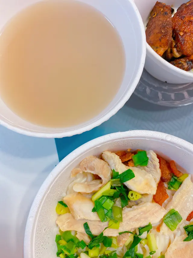 豬頸肉米線(細碗)