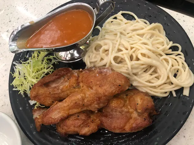 雞扒洋蒽汁意粉