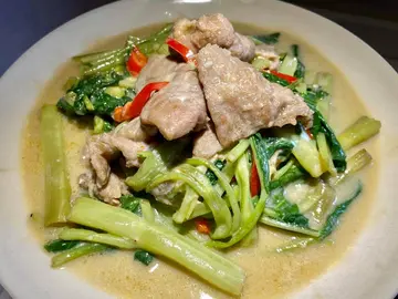 椒絲腐乳通菜炒牛肉