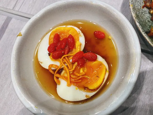 溏心醉蛋, 跟餐+ $10