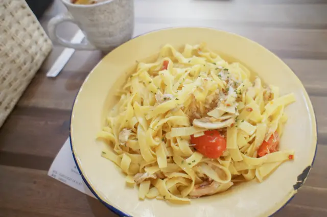 香蒜辣椒蟹肉闊蛋麵