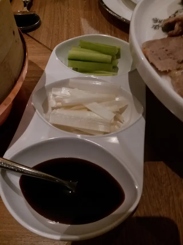 《烤北京填鴨半隻》($260)