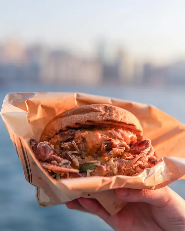 軟殼蟹蝦餅蟹皇醬漢堡