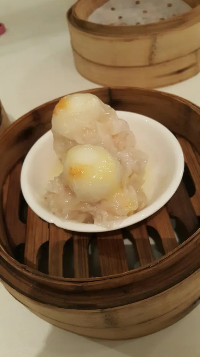 鵪鶉蛋很完整幾大粒，豬肉很多汁