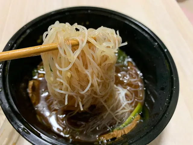 米粉口感不俗,掛湯力較弱