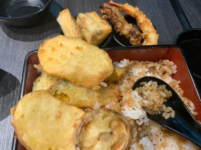 鰻魚海老天婦羅重