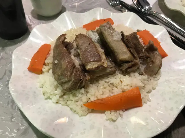 手抓羊肉飯  午巿$85  抵食