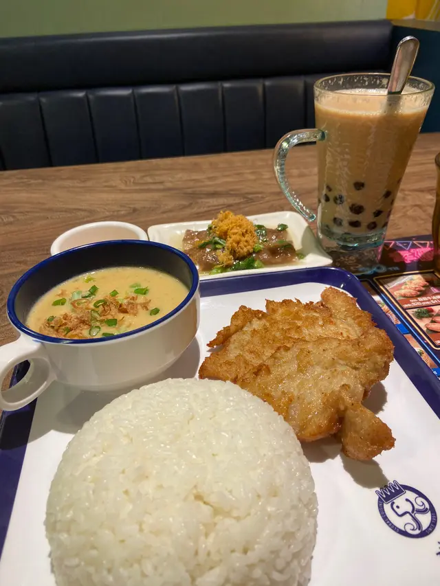 白咖喱豬扒飯