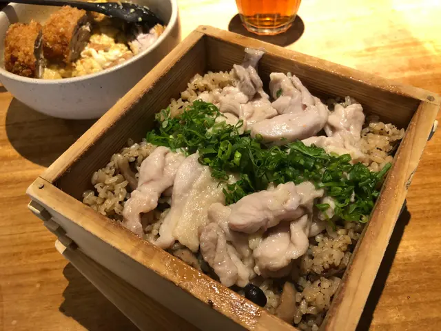 黑松露野菌蒸雞飯