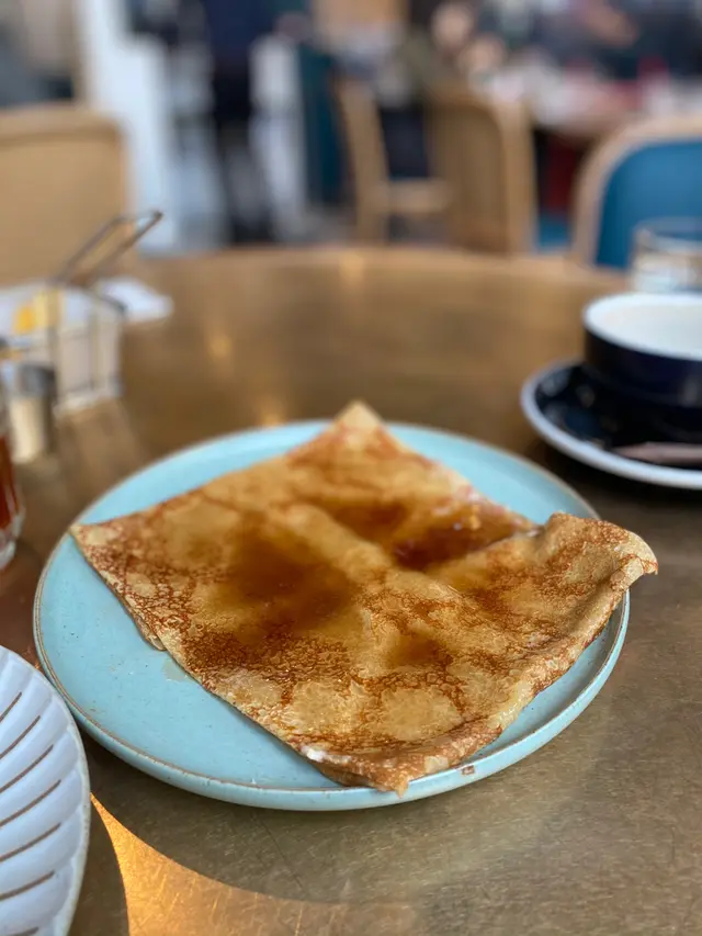 糖漿及法國牛油可麗餅