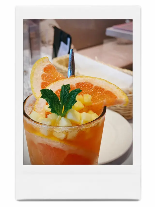 鮮果葡萄柚氣泡飲(Grapefruit Soda)