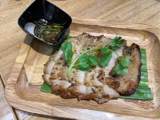 芭堤雅炭燒豬頸肉