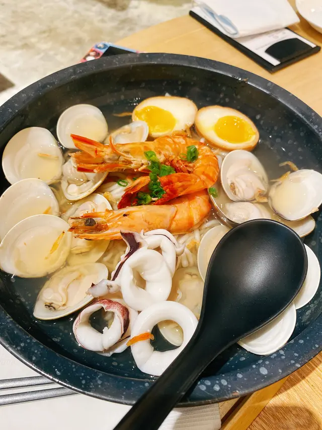 清酒海鮮湯麵
