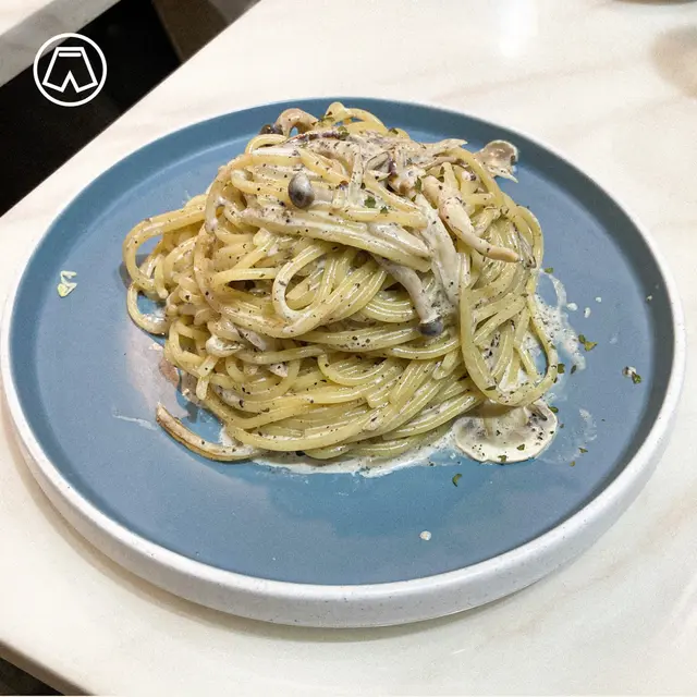 烤菇黑松露牛乳意粉