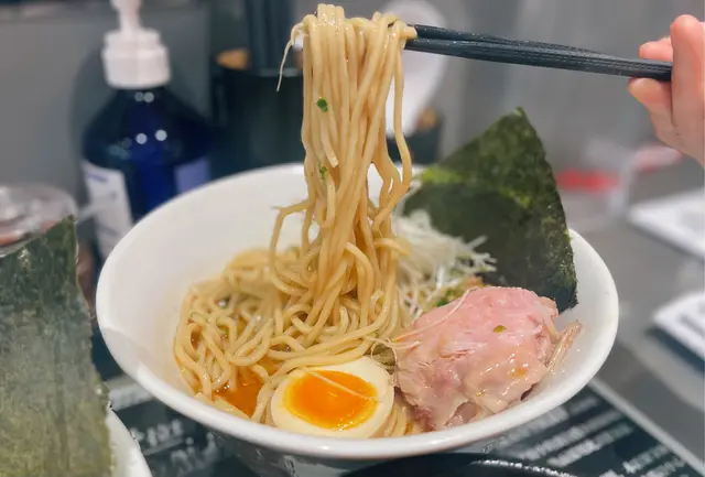 濃厚蟹蝦豚骨拉麵