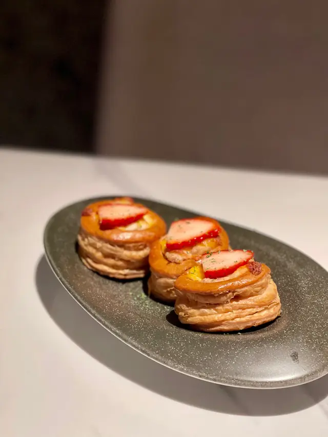 芝士沙律醬吞拿魚焗酥盒