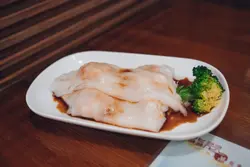原隻鮮蝦腸