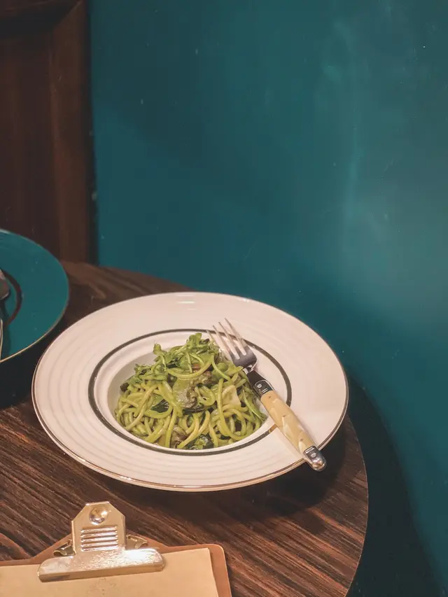 菠菜汁蘑菇意粉 