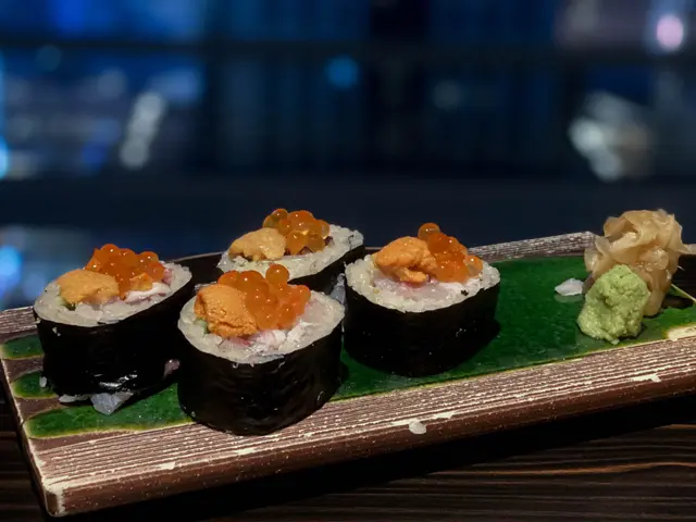 櫓杏特製 海鮮太卷(四件)