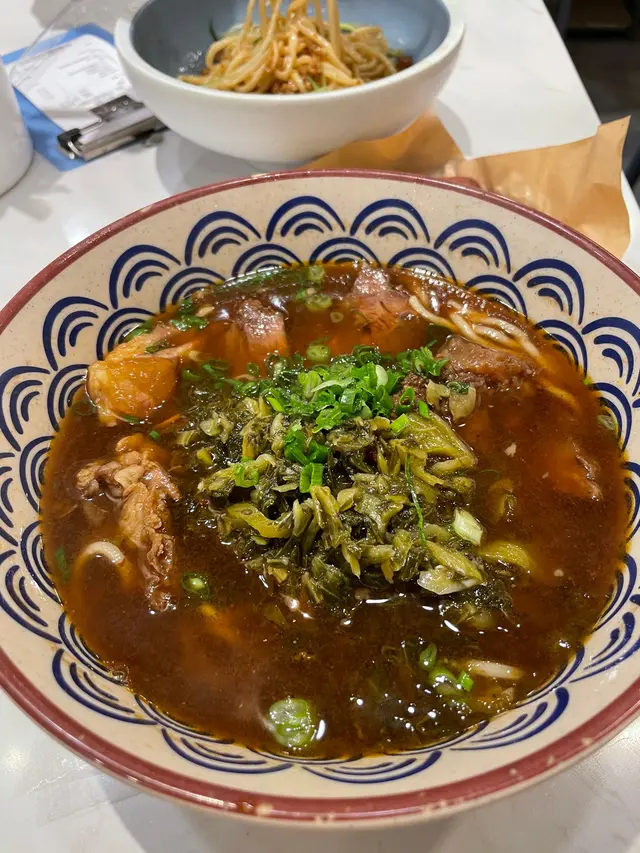 紅燒牛肉麵