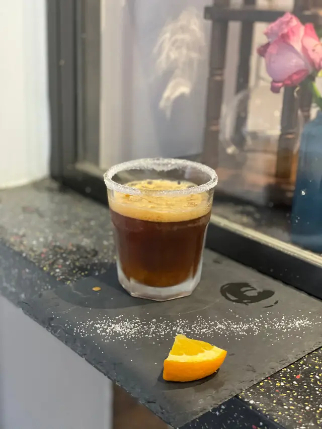 Tonic Espresso Bomb