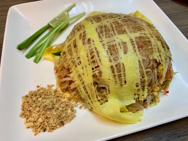 蛋包鮮蝦金邊粉