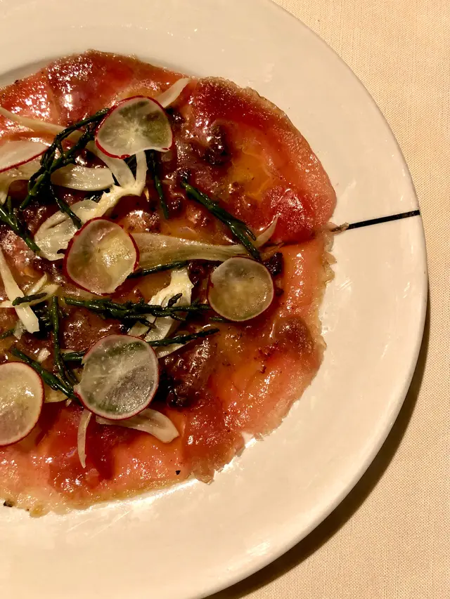 地中海風味黃鰭呑拿魚薄切