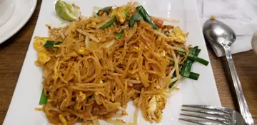 泰式炒金边粉