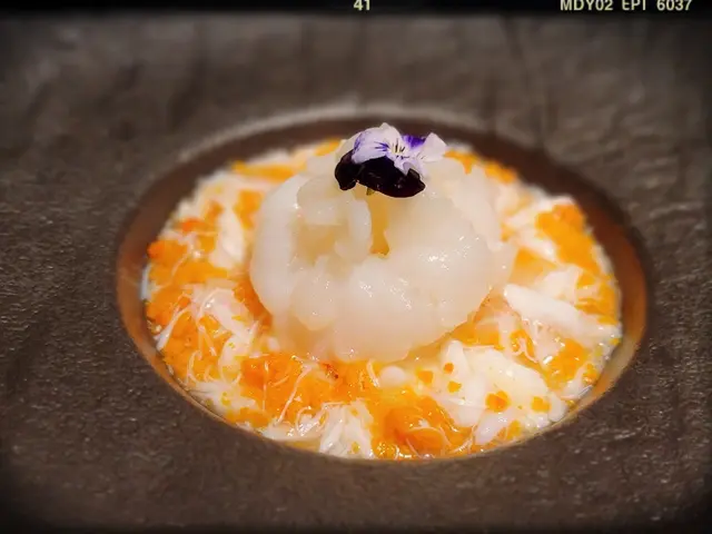 珊瑚芙蓉蝦球皇（$390/位）