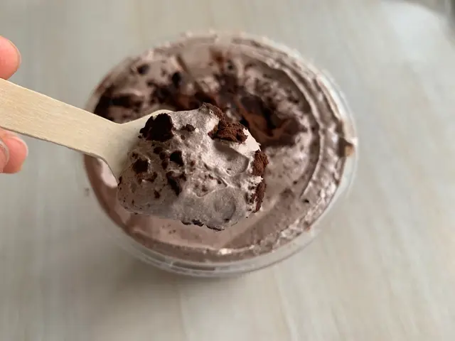 朱古力堅果奶蓋豐厚香滑