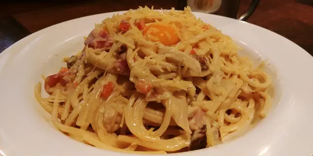 醬汁濃厚但剛剛好 夠掛汁