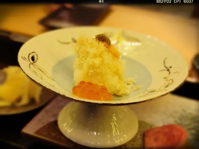 松葉蟹壽司拼三文魚籽